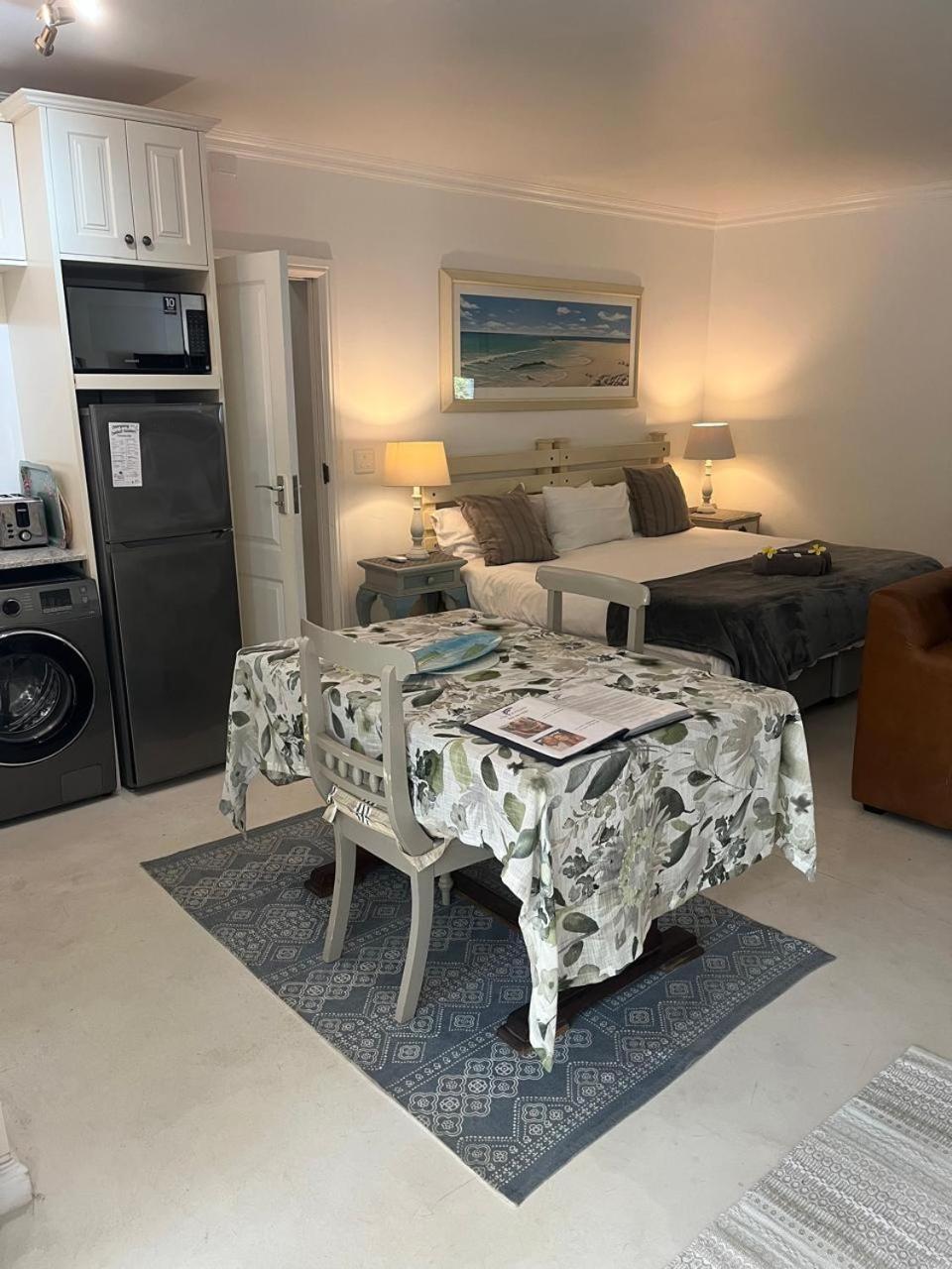 Appartamento The Joneses Plettenberg Bay Esterno foto